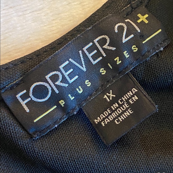 FOREVER 21 PLUS | Pink Lace Dress - 1X - Picture 8 of 8